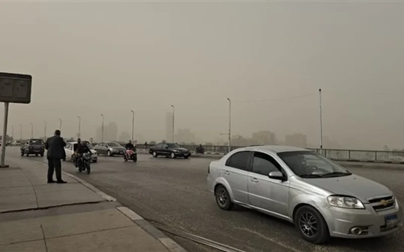 تحذير لـ 10 محافظات.. موجة برد قارس تضرب الطرق المصرية مع أمطار غزيرة